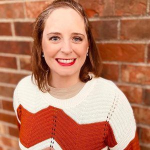 Meet your Posher, Carla
